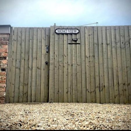 Moat View Free Parking, Central, Ev Plug York Exterior foto